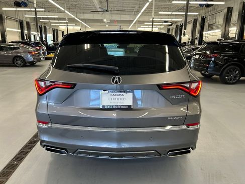 Certified 2026 Acura MDX w/ Advance Package AWD/4WD image 3