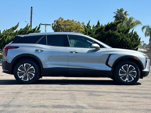 New 2025 Chevrolet Blazer EV LT image 3