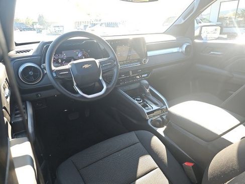 Used 2024 Chevrolet Colorado LT image 23
