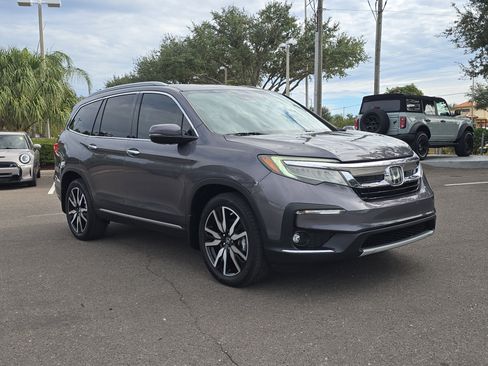 Used 2019 Honda Pilot Touring image 2