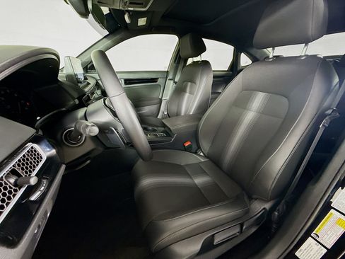 Certified 2025 Honda Civic Sport image 25