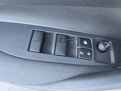 Used 2024 Toyota Corolla LE image 29