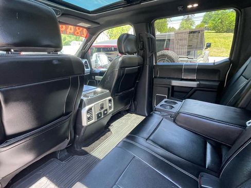 Used 2018 Ford F150 Lariat w/ Equipment Group 502A Luxury AWD/4WD image 19