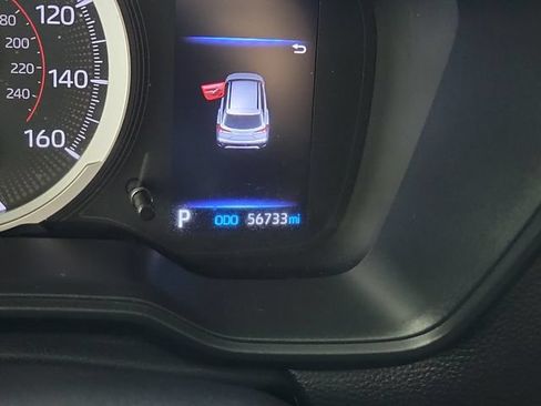 Used 2022 Toyota Corolla Cross LE FWD image 2