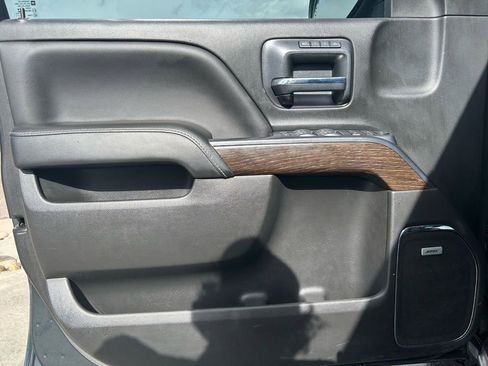 Used 2018 GMC Sierra 1500 Denali w/ Denali Ultimate Package image 13