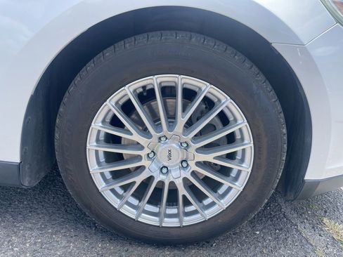 Used 2011 Ford Taurus SEL w/ 201A Rapid Spec Order Code FWD image 22