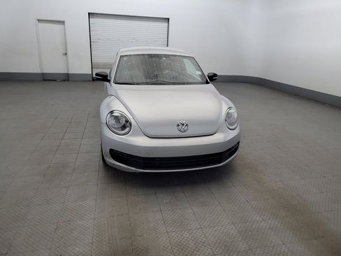 Used 2015 Volkswagen Beetle 1.8T Classic FWD image 14