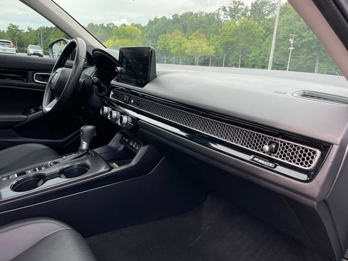 Used 2024 Honda Civic Touring image 33
