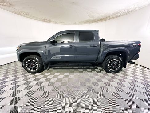 Used 2024 Toyota Tacoma TRD Sport w/ TRD Sport Upgrade Package RWD image 6