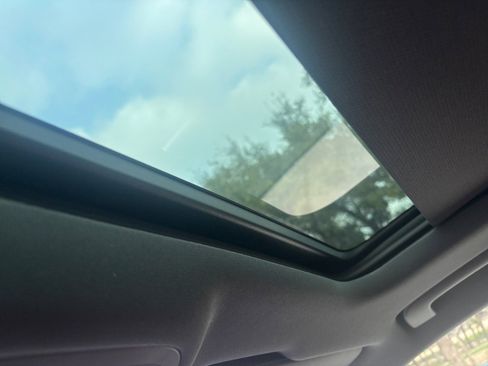 Used 2022 Audi Q3 2.0T Premium Plus image 18