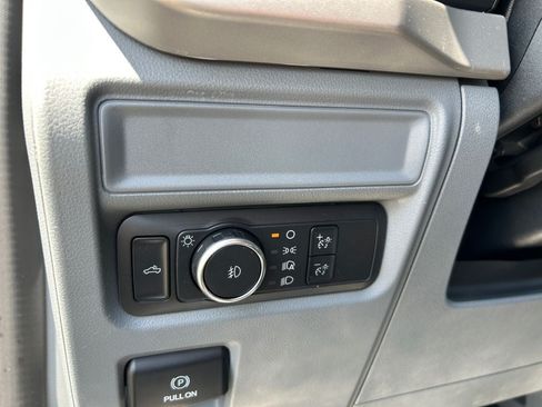 Used 2021 Ford F150 XLT AWD/4WD image 19