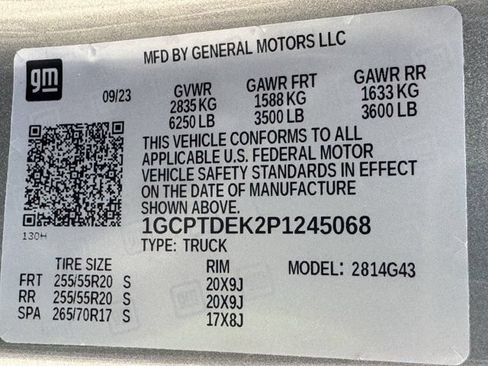 Used 2023 Chevrolet Colorado Z71 w/ Advanced Trailering Package AWD/4WD image 38