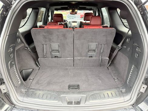 Used 2020 Dodge Durango SRT w/ Technology Group AWD/4WD image 18