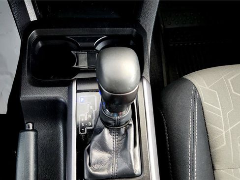 Used 2023 Toyota Tacoma TRD Sport image 34