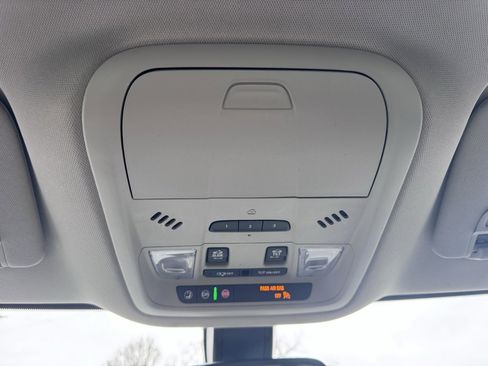 Used 2021 Buick Enclave Essence w/ Sound and Sites Package image 38