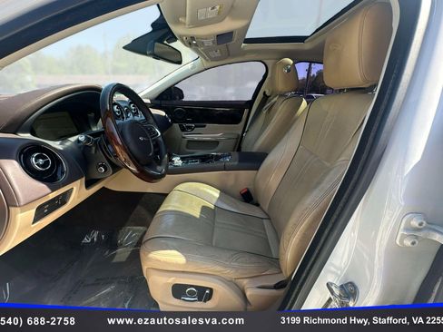 Used 2017 Jaguar XJ R-Sport AWD/4WD image 16