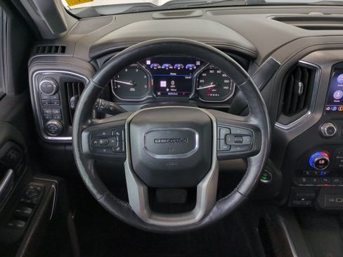 Used 2022 GMC Sierra 3500 Denali AWD/4WD image 15