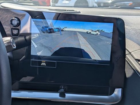 Used 2021 Chevrolet Corvette 1LT w/ Z51 Performance Package image 12