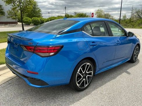 Used 2025 Nissan Sentra SR FWD image 4