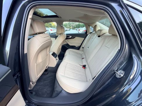 Used 2019 Audi A4 2.0T Premium FWD image 11