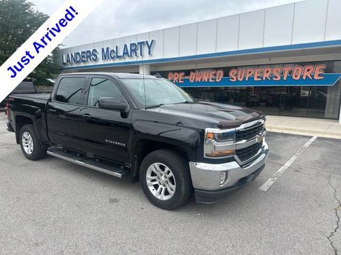 Used 2018 Chevrolet Silverado 1500 LT w/ All Star Edition AWD/4WD image 1