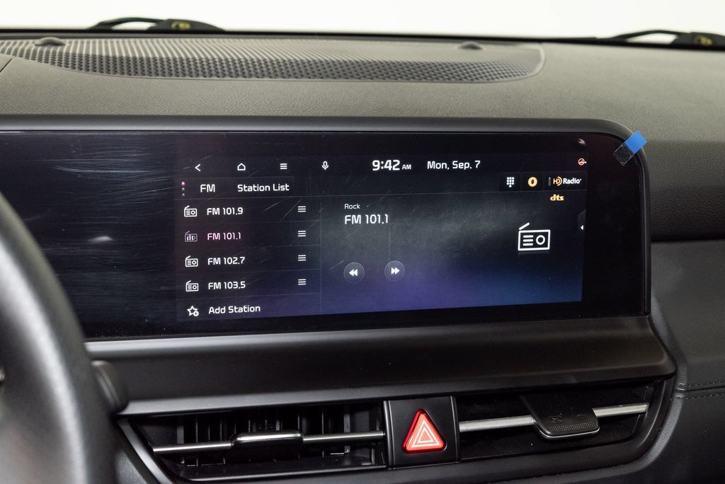 New 2025 Kia Seltos SX w/ SX Sunroof Package AWD/4WD image 15