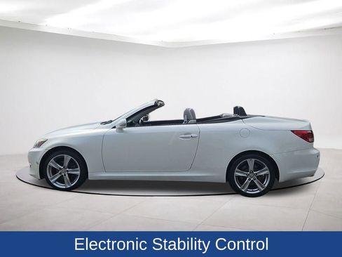 Used 2013 Lexus IS 250C image 7
