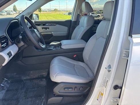 New 2025 Honda Pilot EX-L image 15