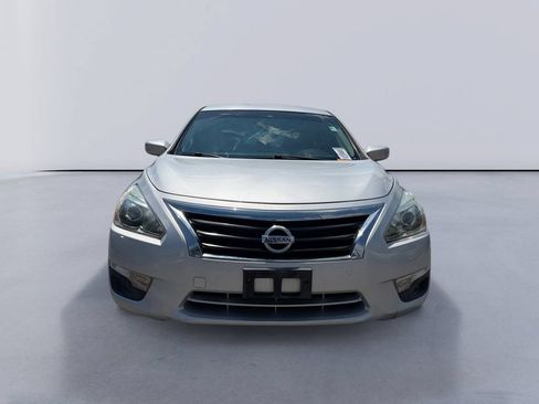 Used 2013 Nissan Altima 2.5 S FWD image 8