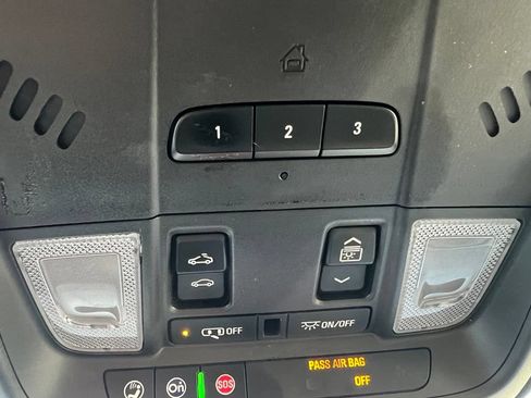 Used 2017 Cadillac XT5 Luxury w/ Driver Awareness Package FWD image 50