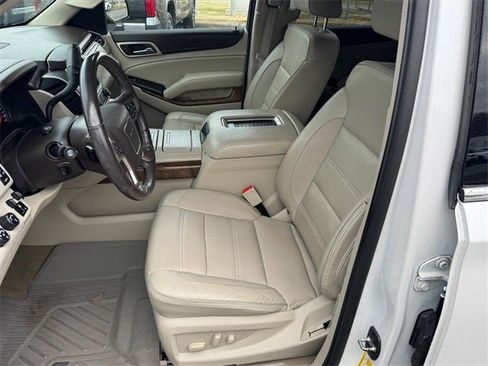 Used 2019 GMC Yukon Denali w/ Denali Ultimate Package image 9