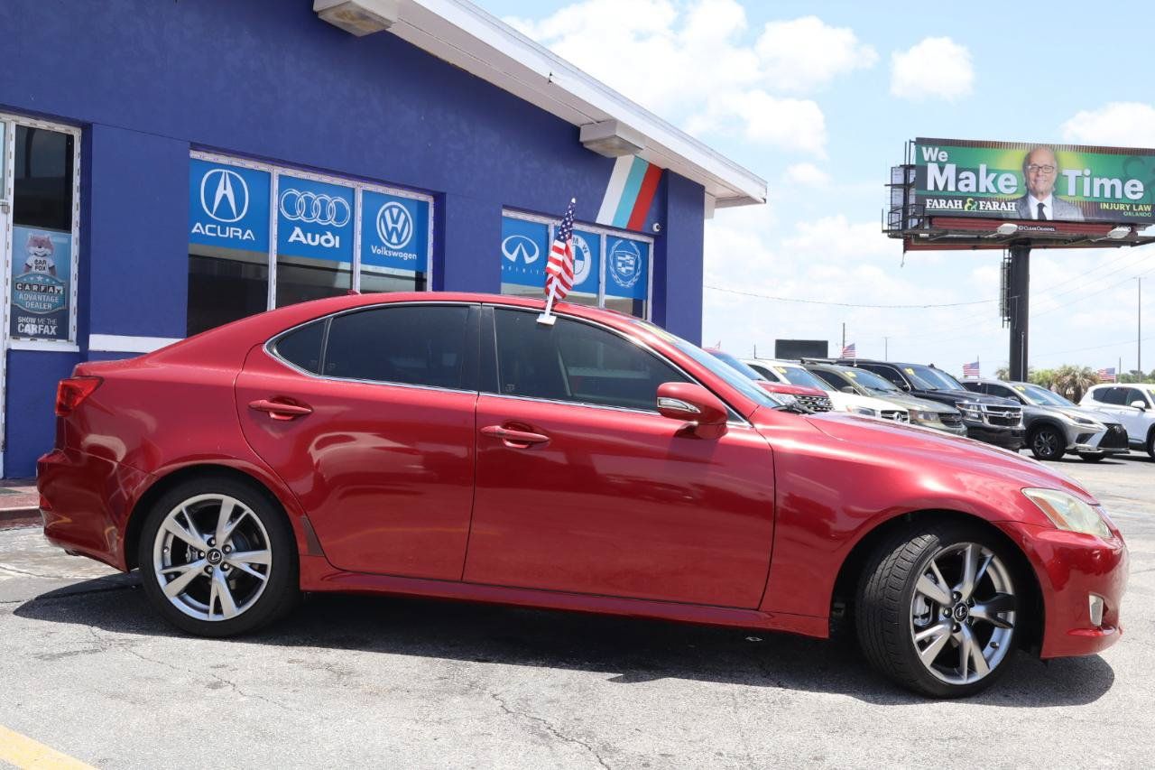 Used 2010 Lexus IS 250 w/ Preferred Accessory Package RWD image 3