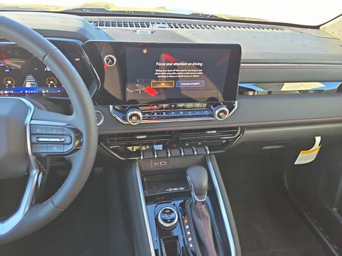 New 2026 Chevrolet Colorado Z71 w/ Technology Package AWD/4WD image 18