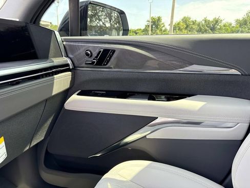 New 2026 Cadillac Escalade IQ Luxury 1 image 23