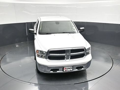 Used 2022 RAM 1500 Classic SLT AWD/4WD image 44