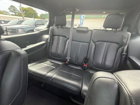 Used 2022 Jeep Wagoneer Series III w/ Premium Group I RWD image 28