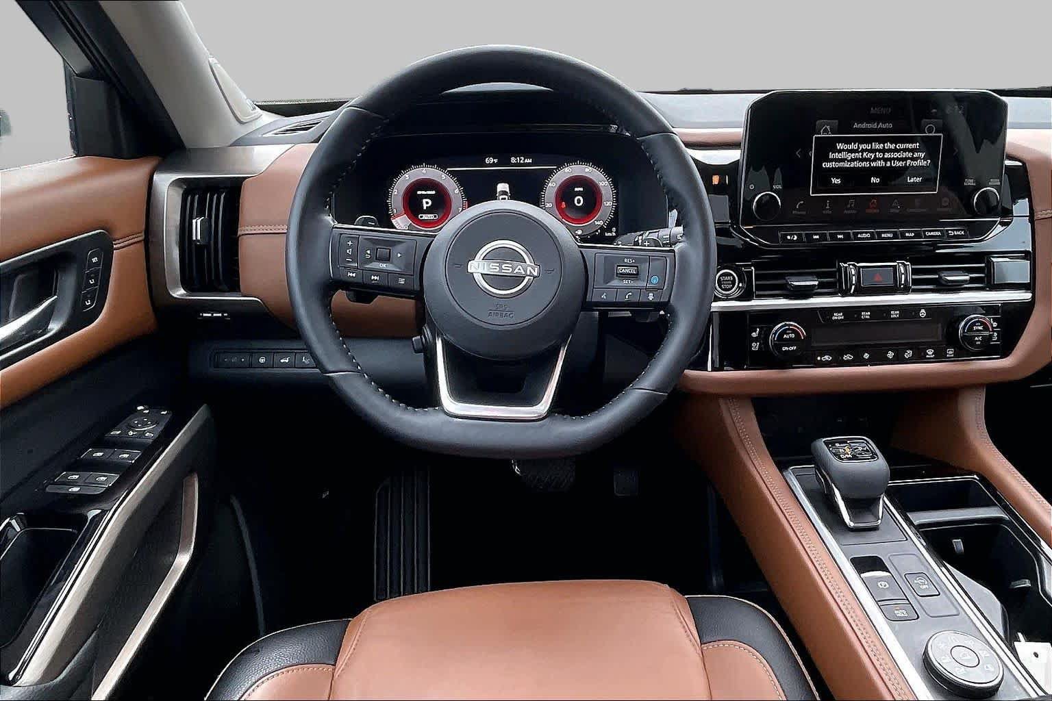 Used 2023 Nissan Pathfinder Platinum w/ Cargo Package AWD/4WD image 6