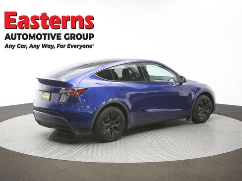 Used 2020 Tesla Model Y Long Range image 38