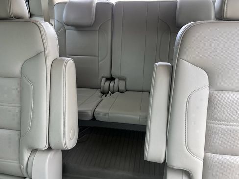 Used 2018 GMC Yukon Denali w/ Denali Ultimate Package AWD/4WD image 19