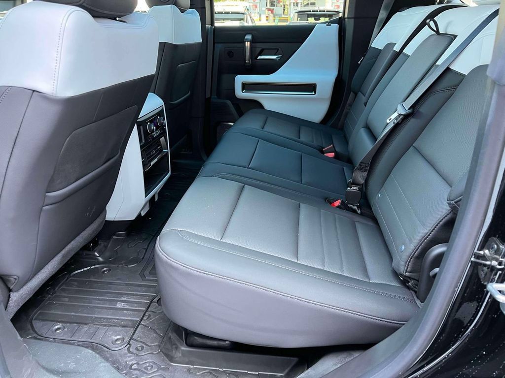 New 2024 GMC Hummer EV 2X w/ Extreme Off-Road Package AWD/4WD image 16
