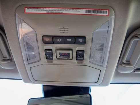 Used 2019 Toyota RAV4 Limited FWD image 21