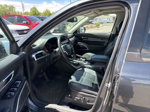 Certified 2022 Kia Telluride EX w/ EX Premium Package AWD/4WD image 7