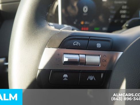 Used 2025 Hyundai Tucson Limited image 14