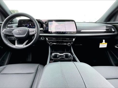 New 2026 Chevrolet Traverse LT w/ Midnight/Sport Edition image 11