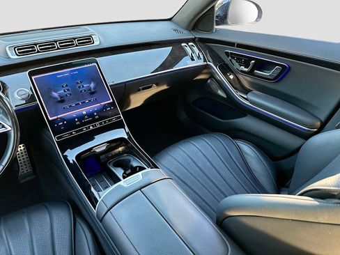 Certified 2023 Mercedes-Benz S 500 4MATIC image 25