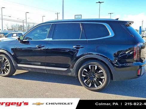 Used 2024 Kia Telluride SX Prestige w/ Towing Package image 8