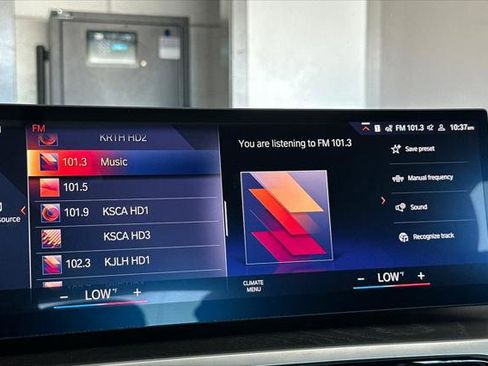 Used 2023 BMW i4 eDrive35 w/ Premium Package RWD image 16