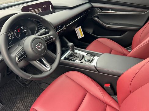 Used 2026 MAZDA MAZDA3 Carbon image 7