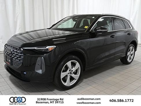 Used 2025 Audi Q5 Premium Plus AWD/4WD image 1