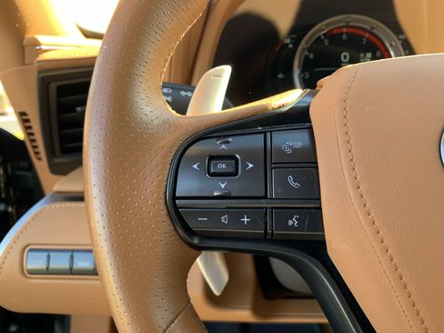 Used 2023 Lexus LC 500 500 image 19